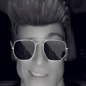 Meet your Posher, Bradley